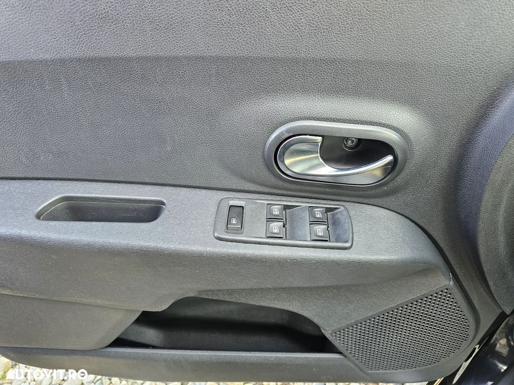 Dacia Lodgy 1.6 Stepway - 41