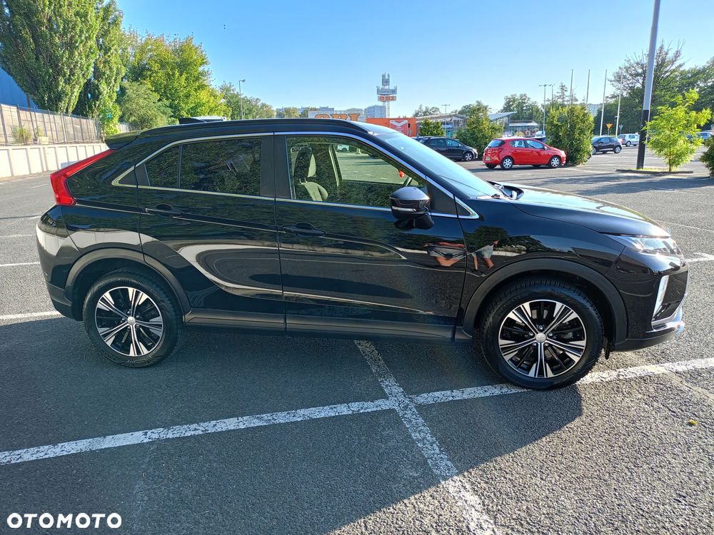 Mitsubishi Eclipse Cross 1.5 T Invite Plus - 4