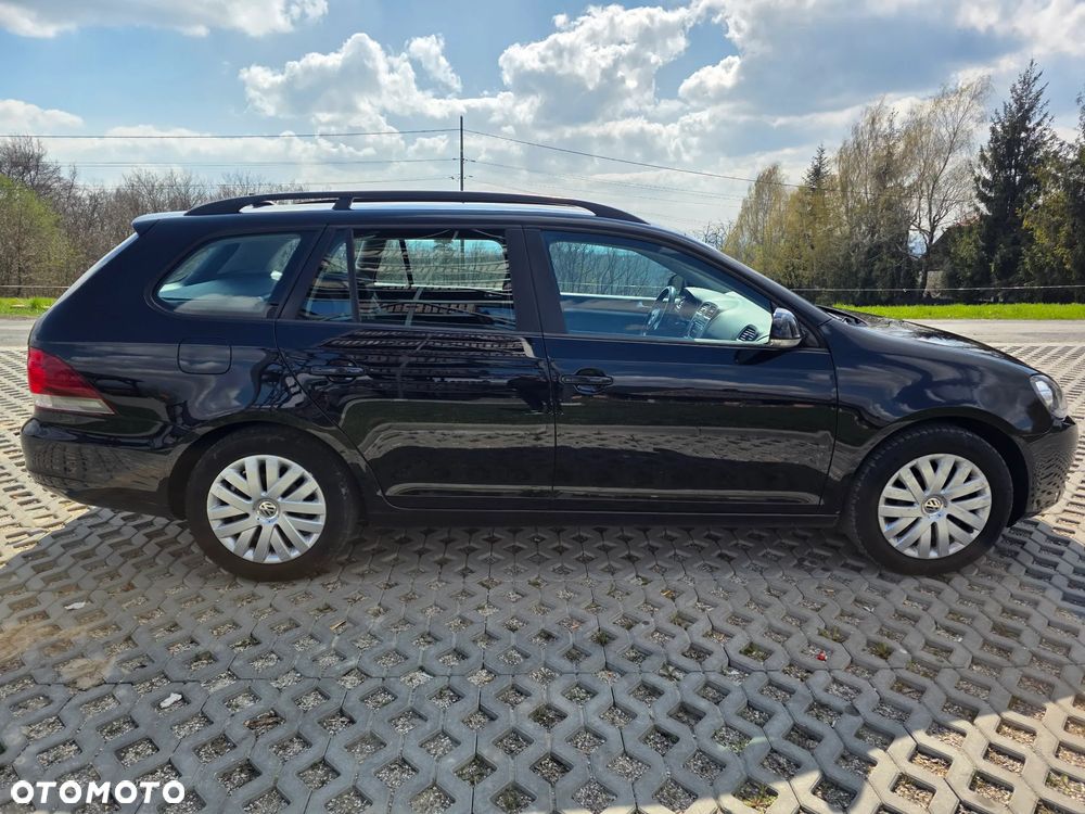 Volkswagen Golf 1.6 TDI DPF BlueMotion - 17