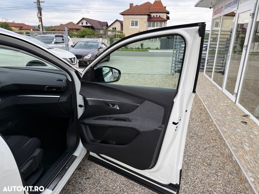 Peugeot 3008 1.5 BlueHDI S&S EAT8 GT-Line - 14