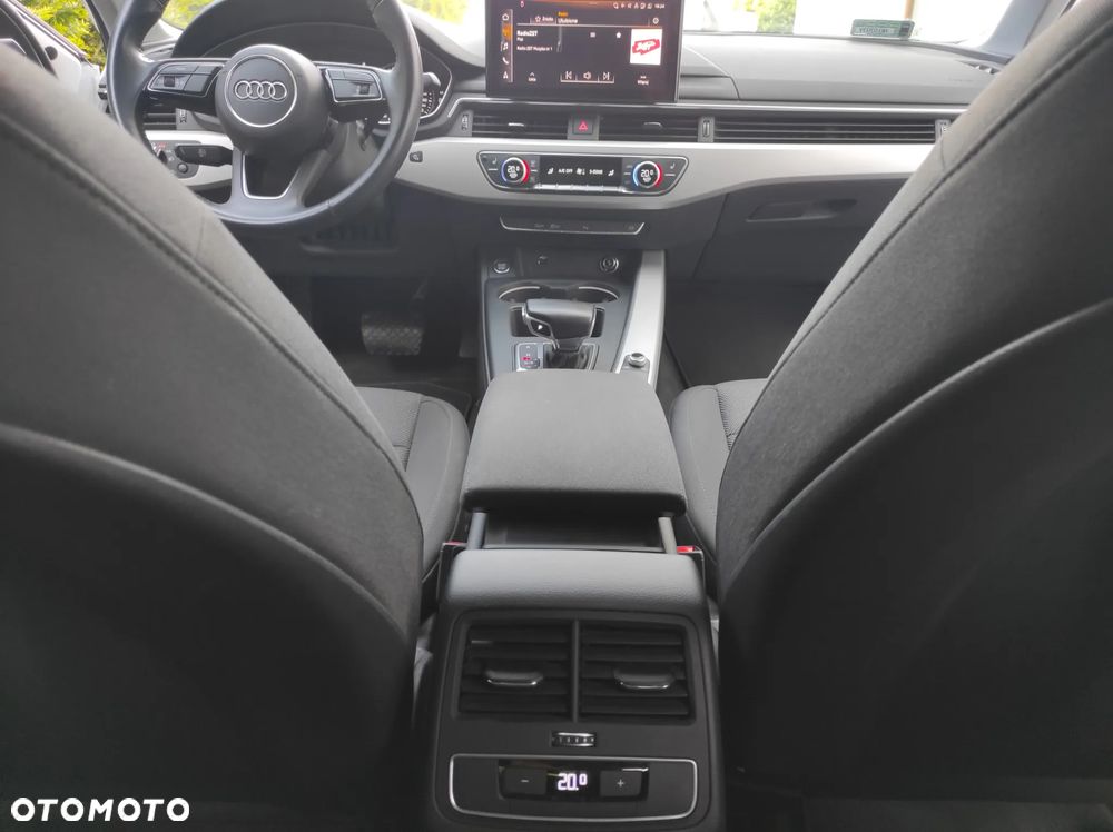 Audi A4 Limousine 35 TFSI mHEV Advanced S tronic - 14