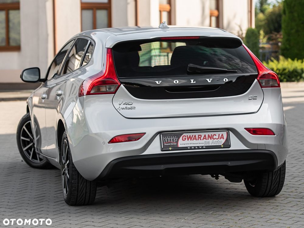 Volvo V40 D2 Kinetic - 9