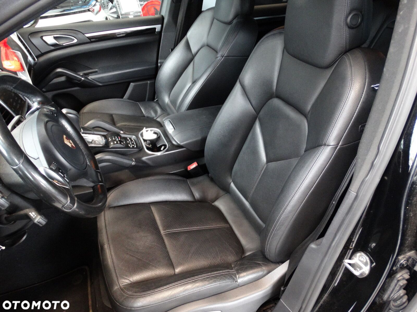 Porsche Cayenne - 15