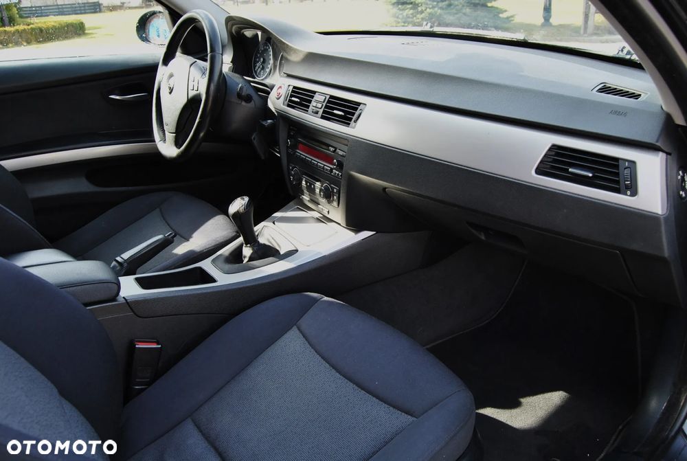 BMW Seria 3 320d - 7
