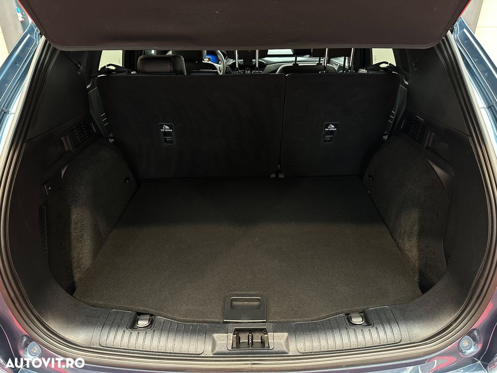Ford Kuga 2.5 Duratec FHEV ST-LINE - 33