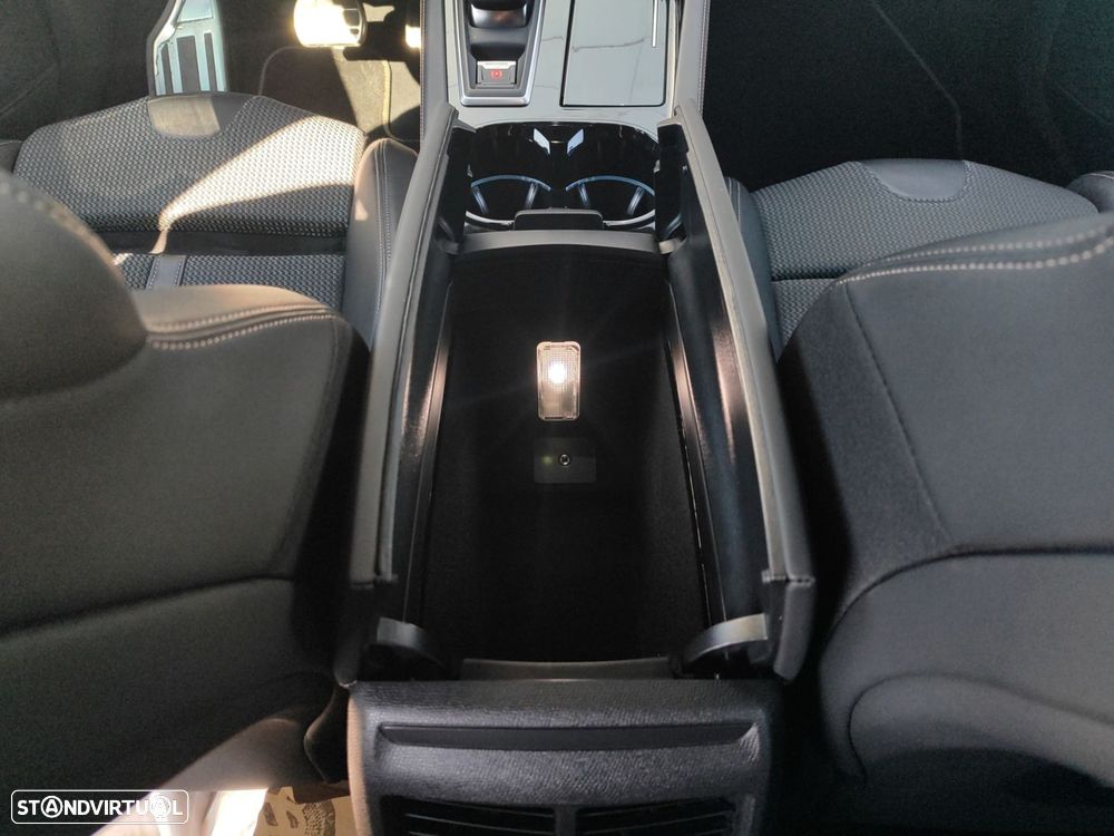 Peugeot 508 SW 1.6 Hybrid GT e-EAT8 - 36