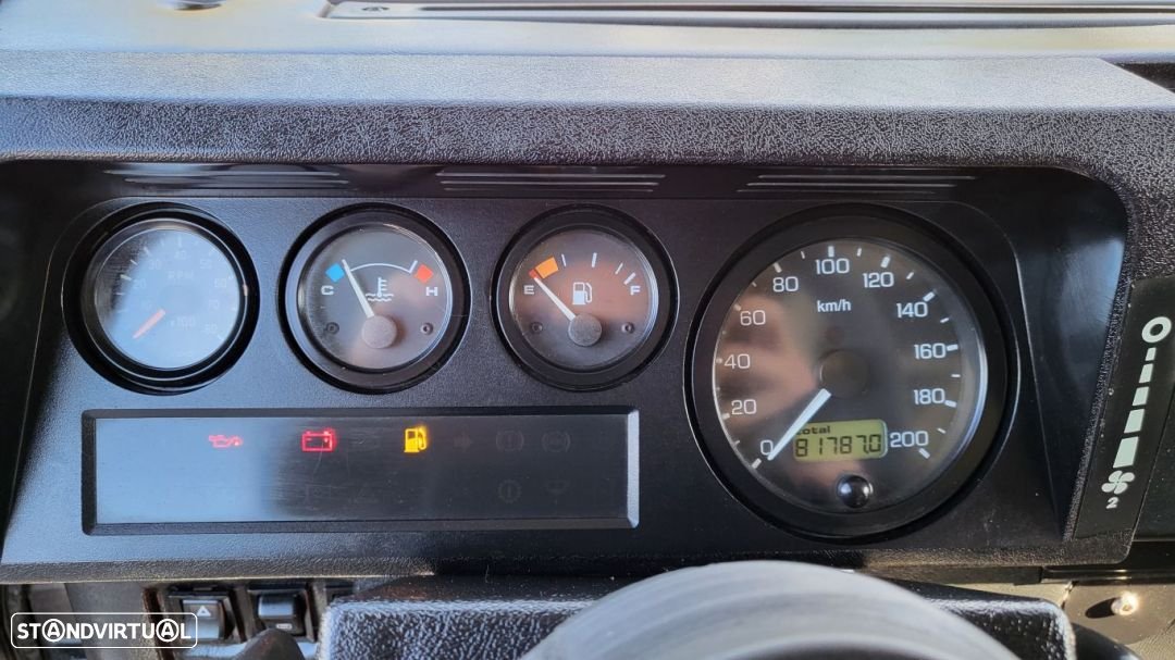 Land Rover Defender 90 2.5 TD5 Metal Top - 47