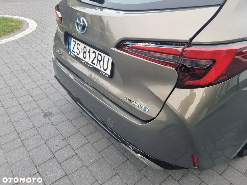 Toyota Corolla 1.8 Hybrid Executive - 13