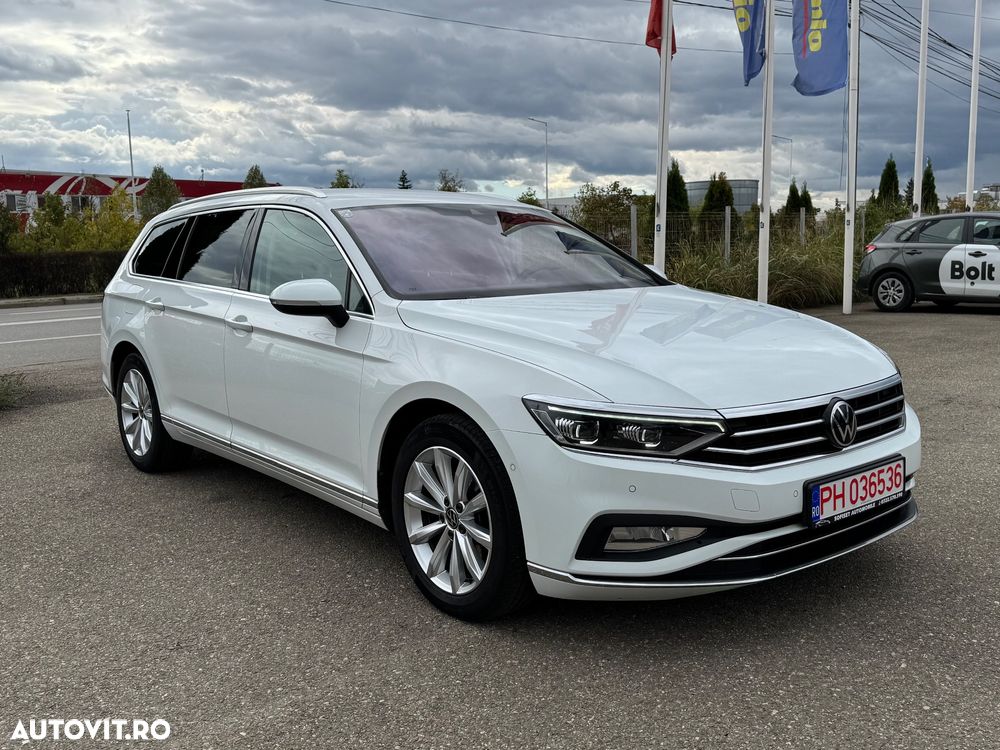 Volkswagen Passat Variant 2.0 TDI SCR DSG Elegance - 16