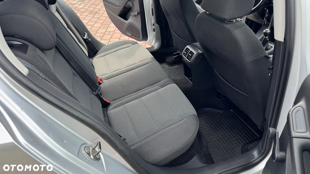 Volkswagen Golf 1.6 Edition - 35