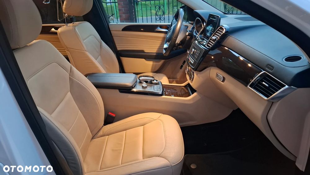 Mercedes-Benz GLE 350 d 4-Matic - 37