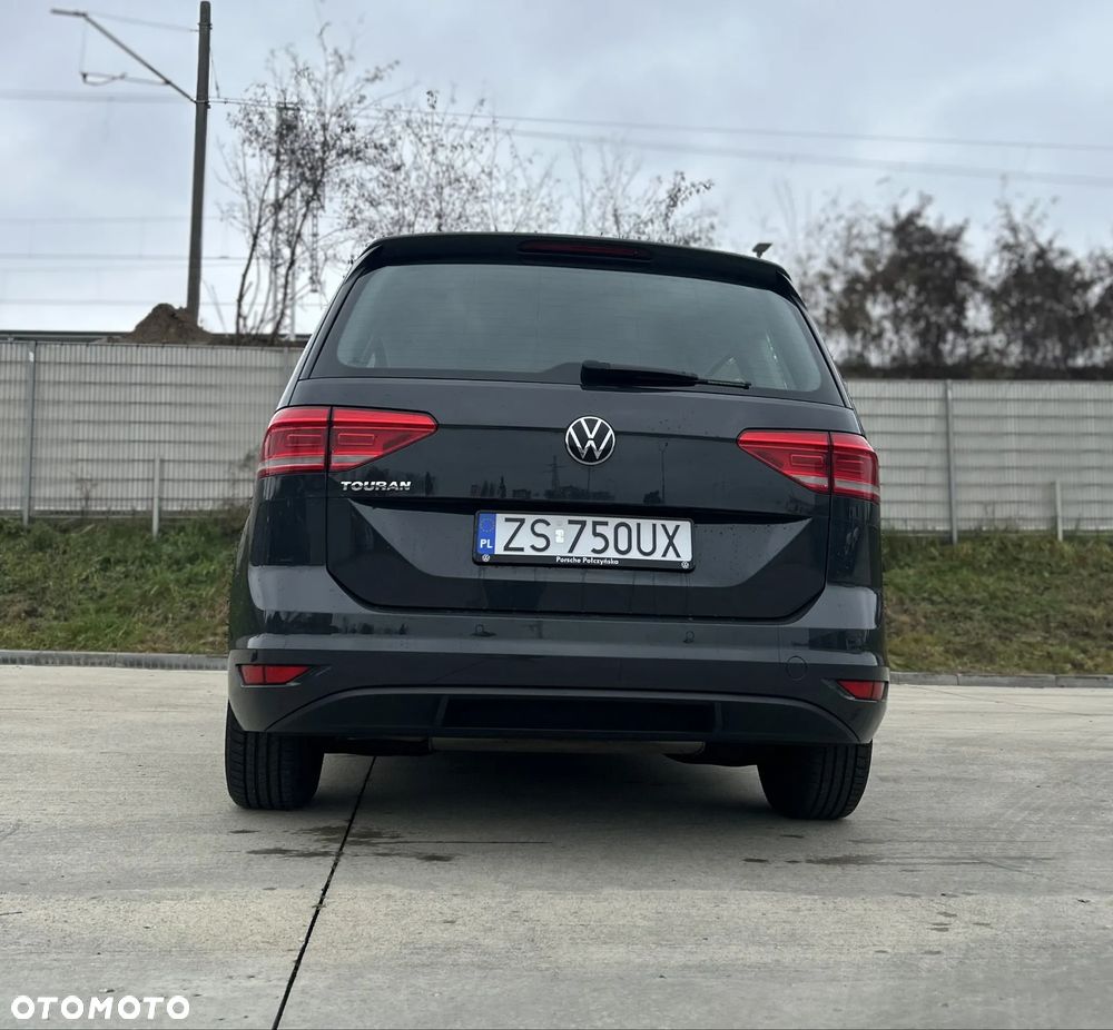 Volkswagen Touran 1.5 TSI EVO Trendline - 15