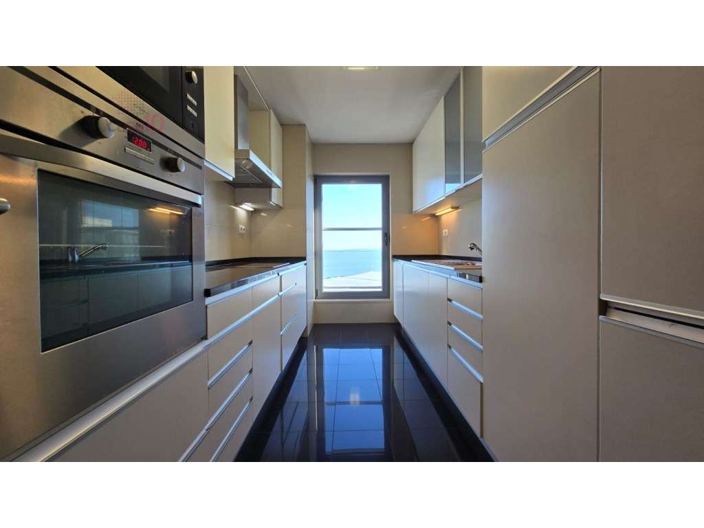 Apartamento T2 vista rio para arrendar no Parque das Nações - Grande imagem: 4/10