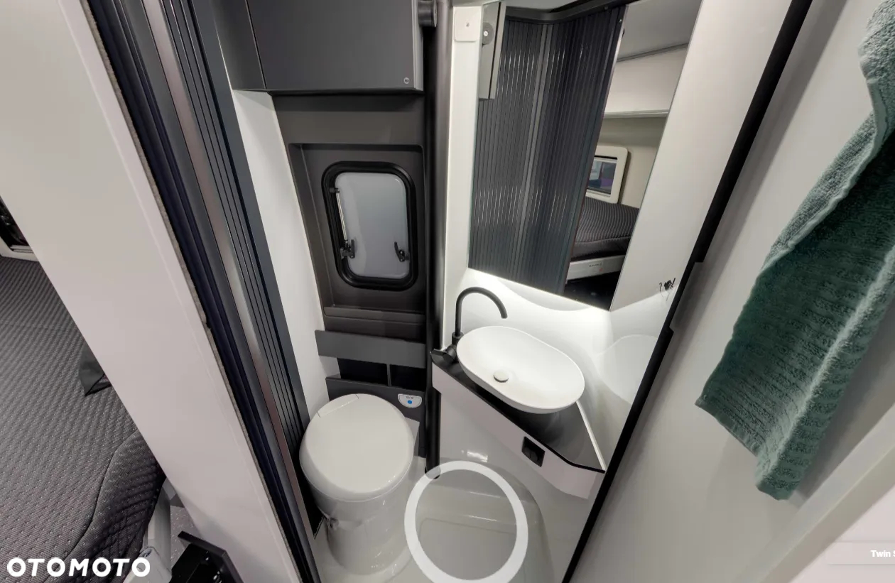 Adria Twin Supreme 640 SGX - 7