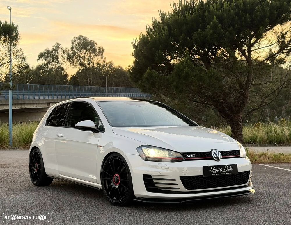 VW Golf GTI BlueMotion - 3