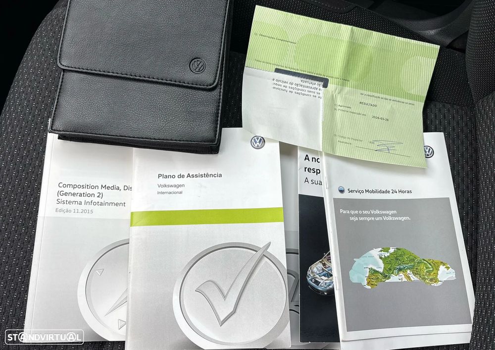 VW Touran 1.6 TDI Highline DSG - 27