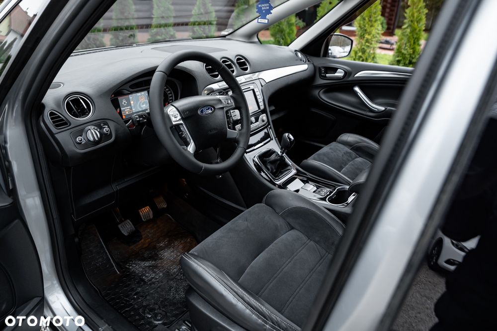 Ford S-Max 2.0 TDCi DPF Trend - 15