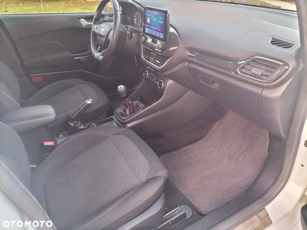 Ford Fiesta 1.0 EcoBoost S&S ST-LINE - 23