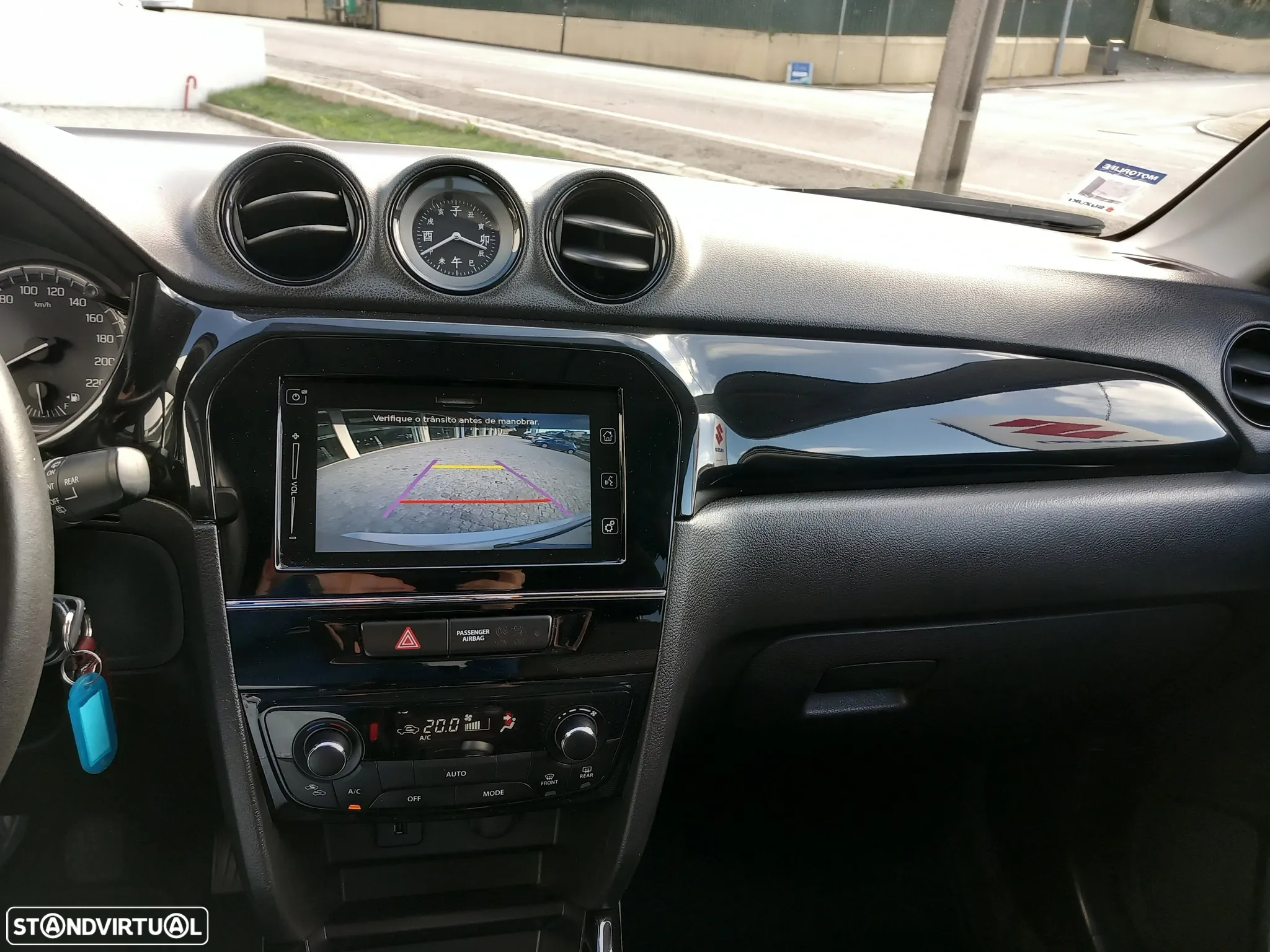 Suzuki Vitara 1.6 DDiS GLE - 14