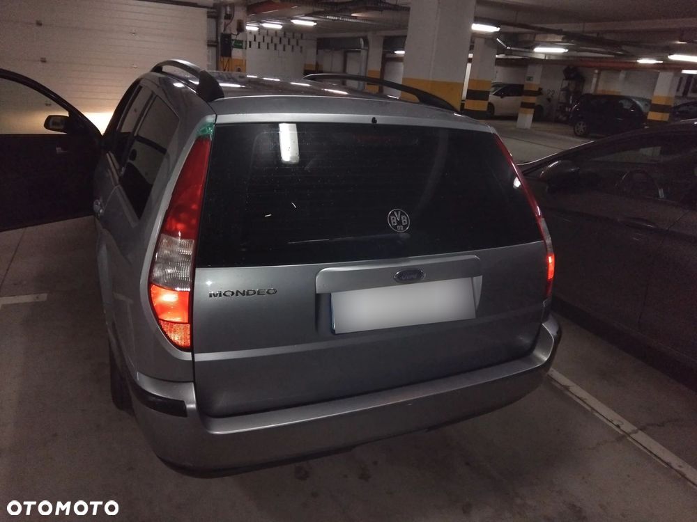 Ford Mondeo 2.0 Ghia - 6