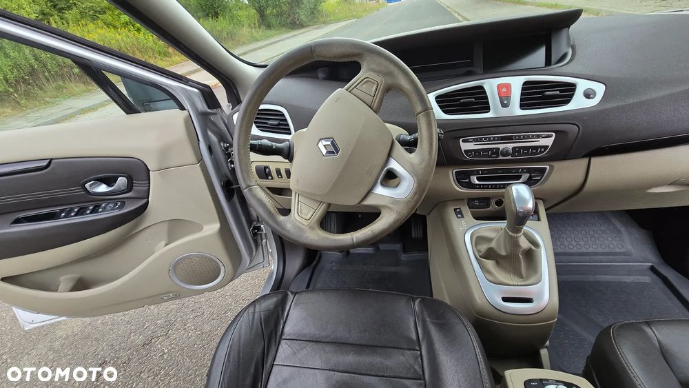 Renault Grand Scenic - 35