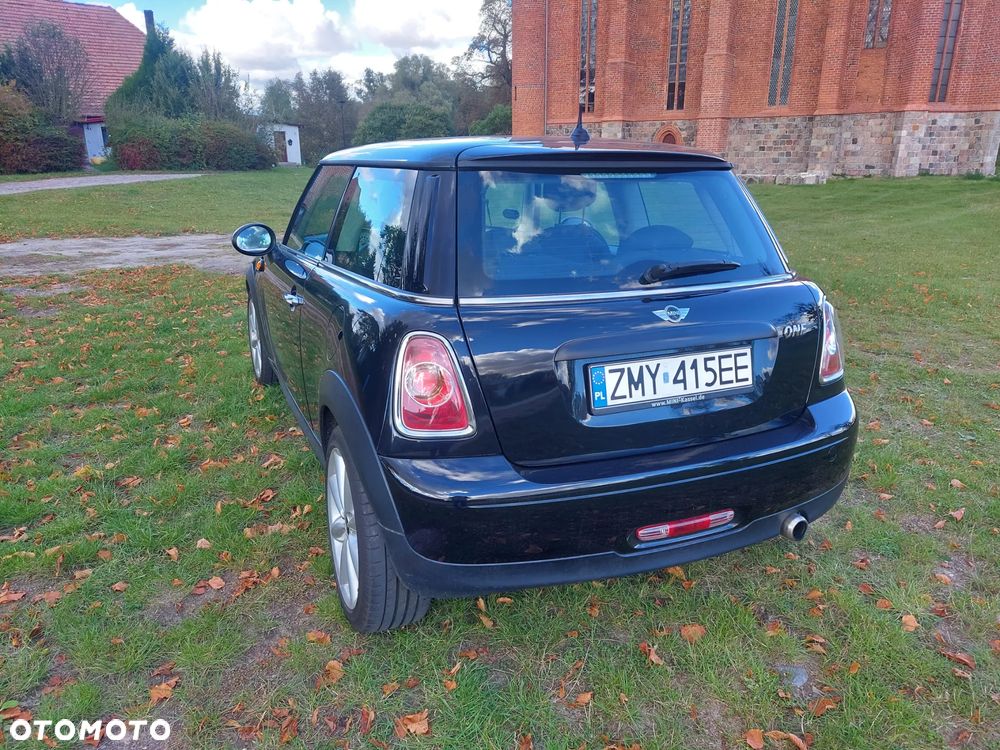 MINI ONE Minimalism - 3