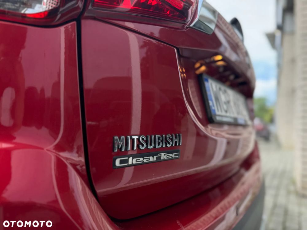 Mitsubishi Outlander 2.0 Intense 4WD CVT - 11