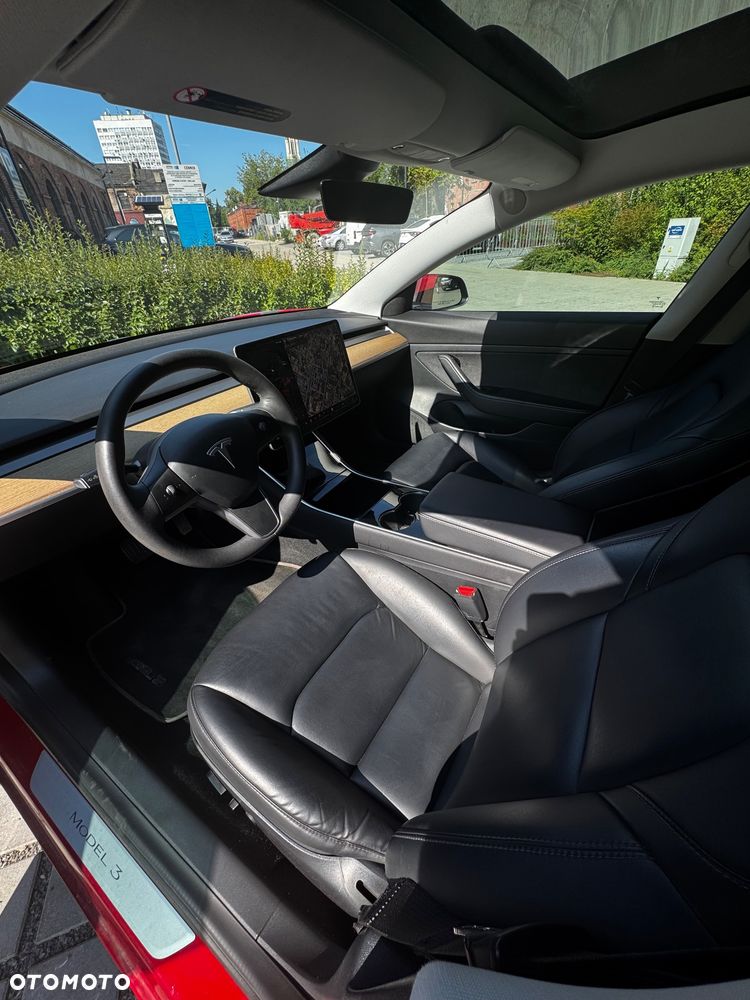 Tesla Model 3 Standard Reichweite Plus Hinterradantrieb - 11