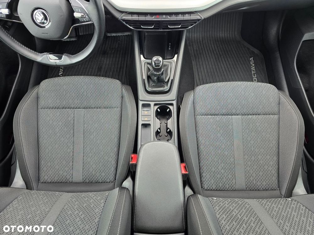 Skoda Octavia 1.5 TSI ACT Style - 14