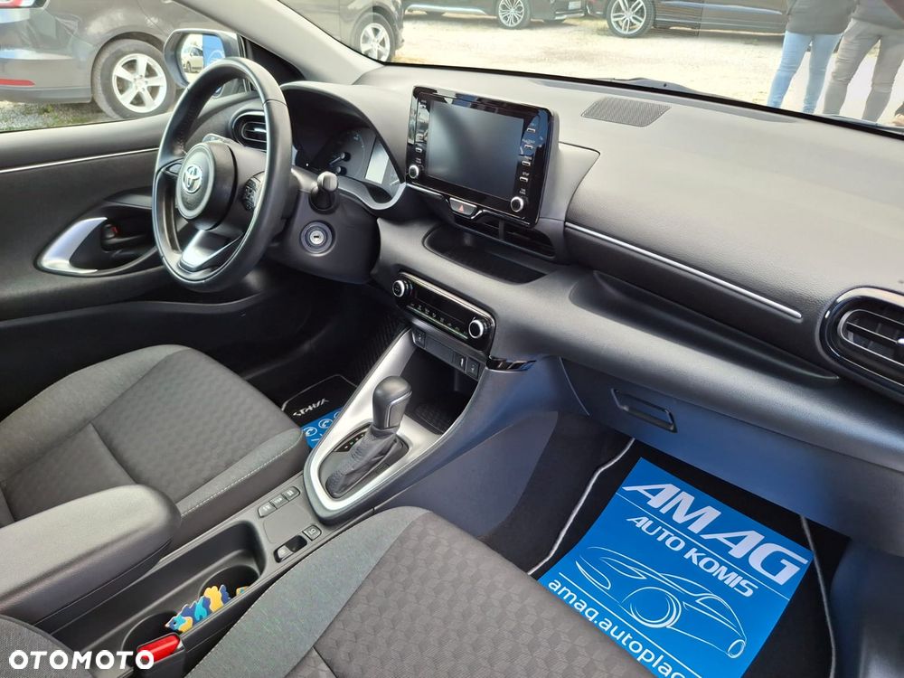 Toyota Yaris 1.5 VVT-i Luxe - 17