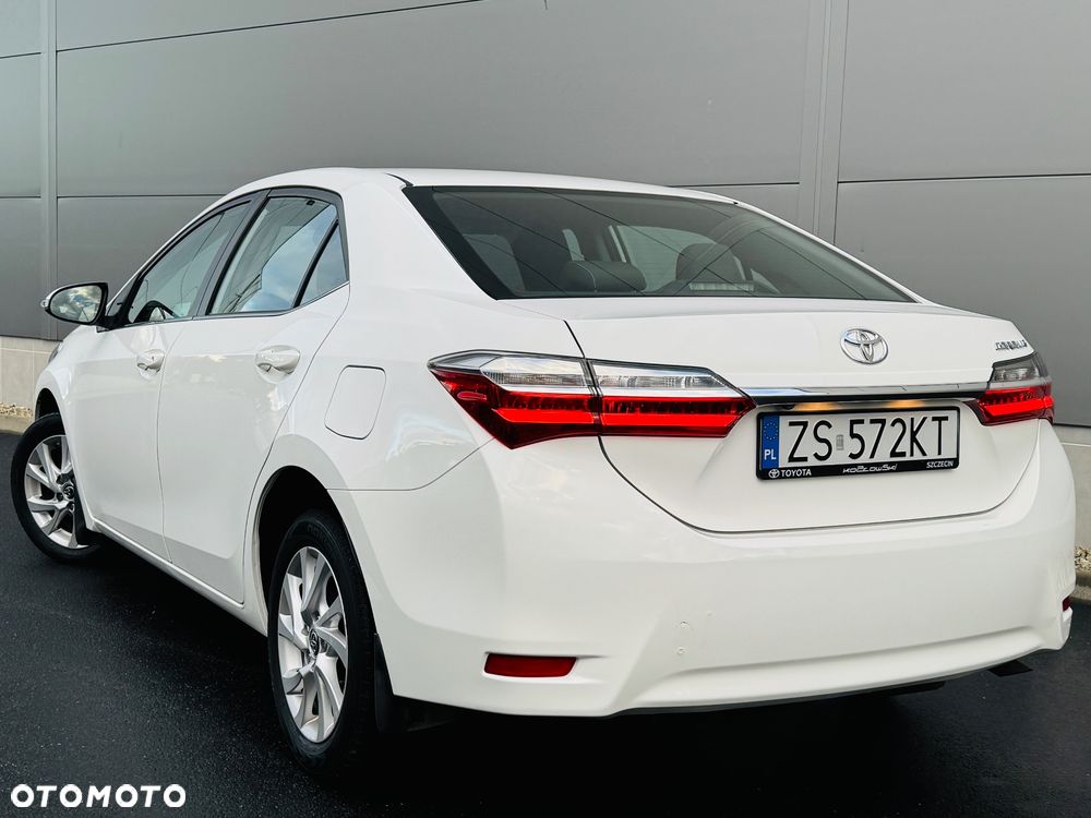 Toyota Corolla 2018 photo 2
