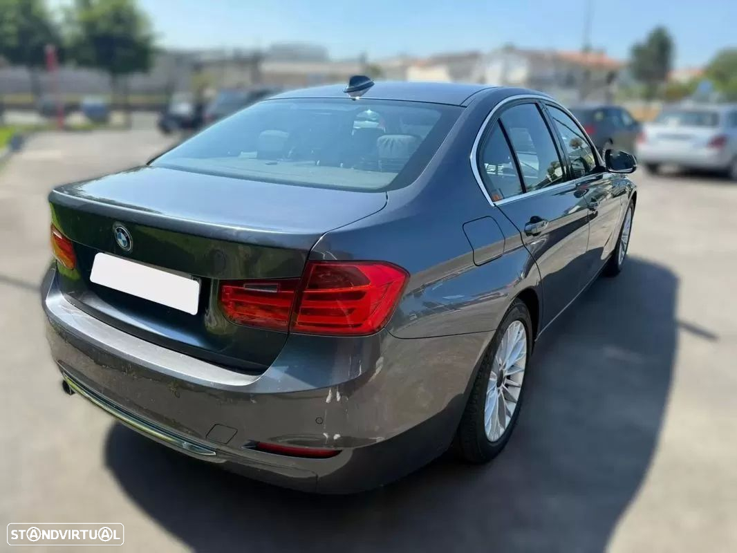 BMW 318 d Aut. Luxury Line - 8