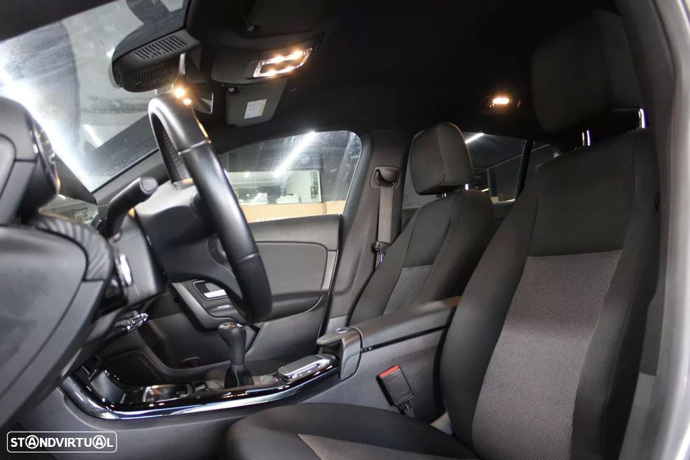 Mercedes-Benz CLA 180 d Shooting Brake Style - 8