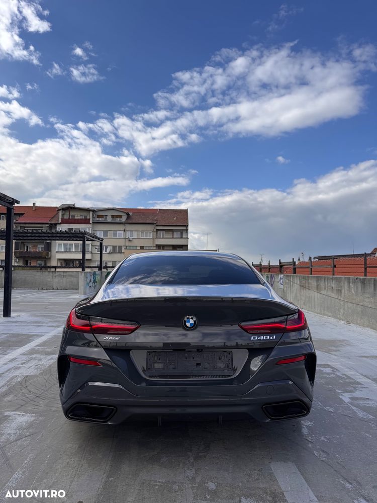 BMW Seria 8 - 11