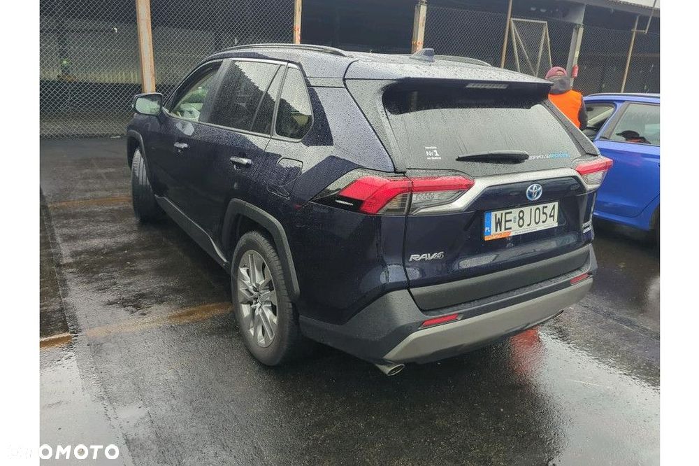 Toyota RAV4 - 2