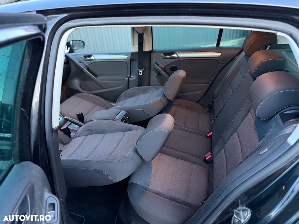 Volkswagen Golf 1.4 TSI DSG Style - 10