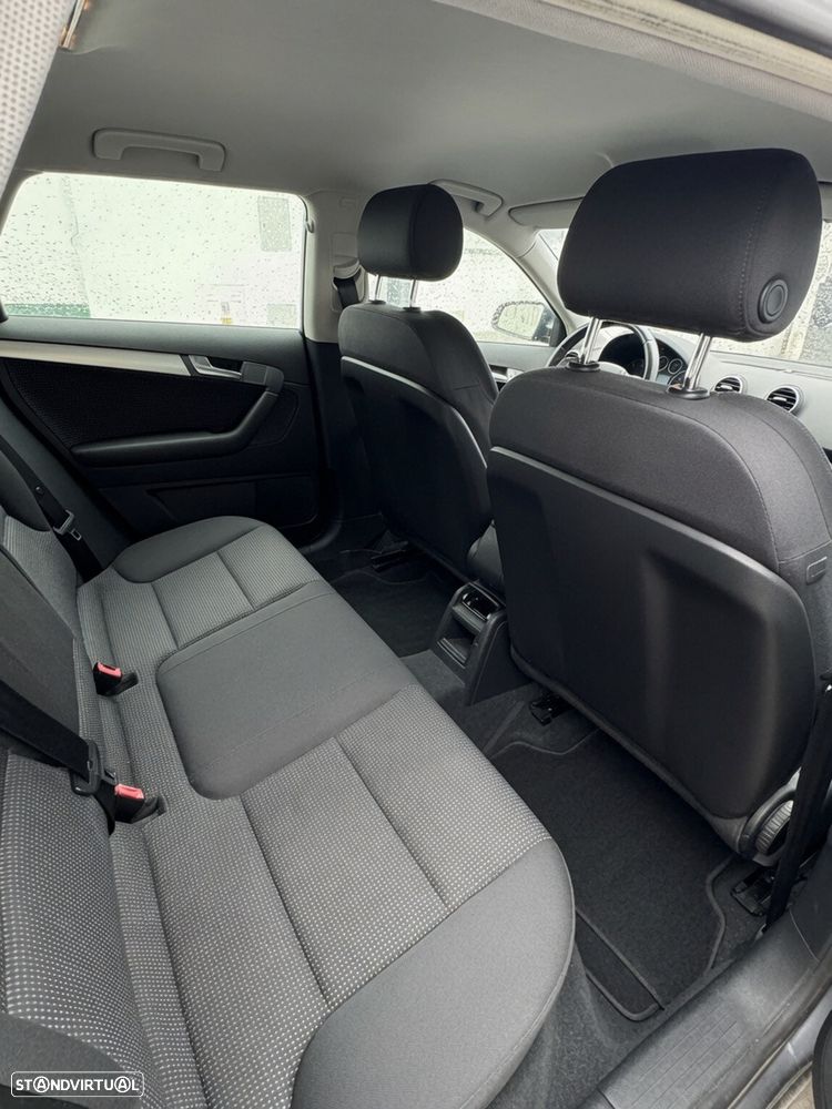 Audi A3 Sportback 2.0 TDi - 6
