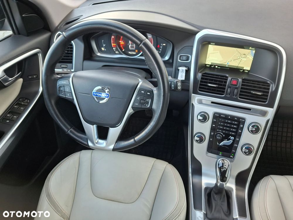 Volvo XC 60 D3 Geartronic Ocean Race - 21