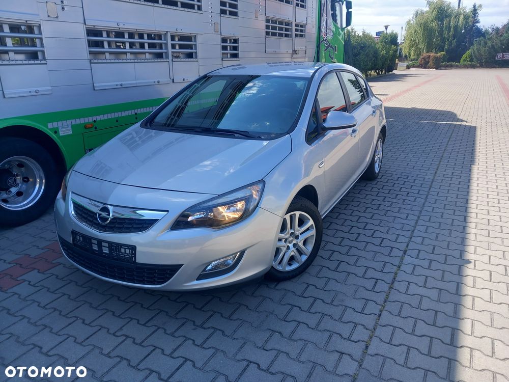 Opel Astra 1.4 T Sport - 18