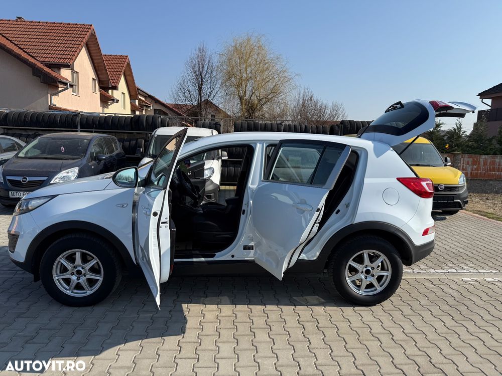 Kia Sportage 1.7 DSL MT 4x2 PREMIUM - 36