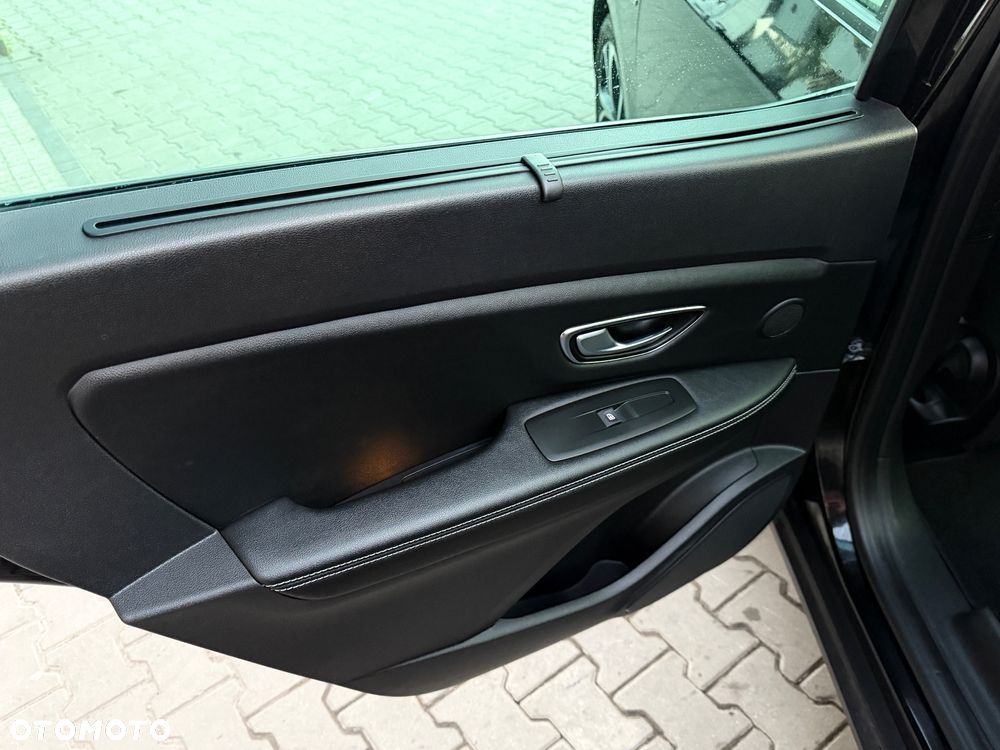 Renault Scenic 1.7 Blue dCi Bose EDC - 17