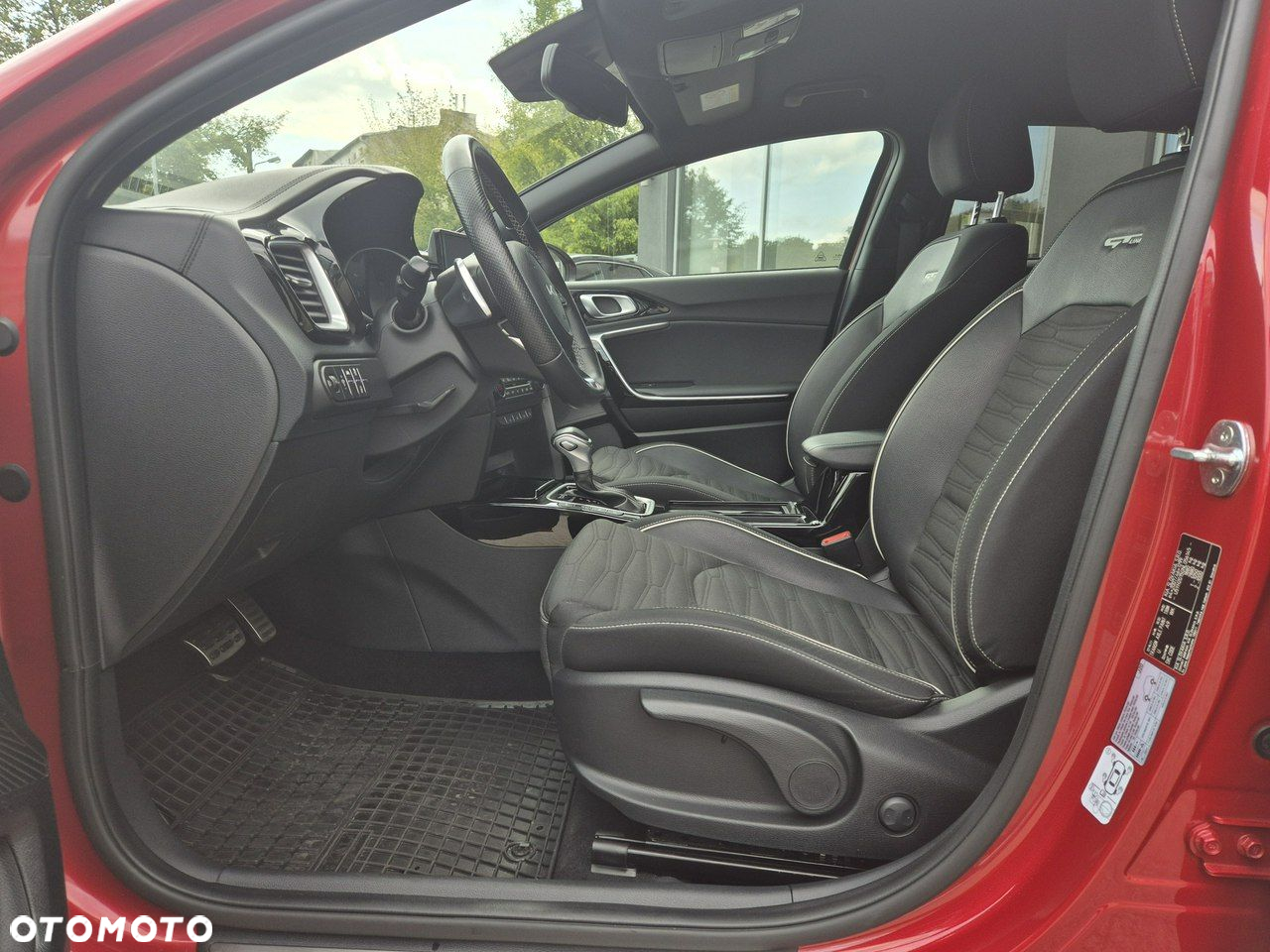 Kia ProCeed - 16