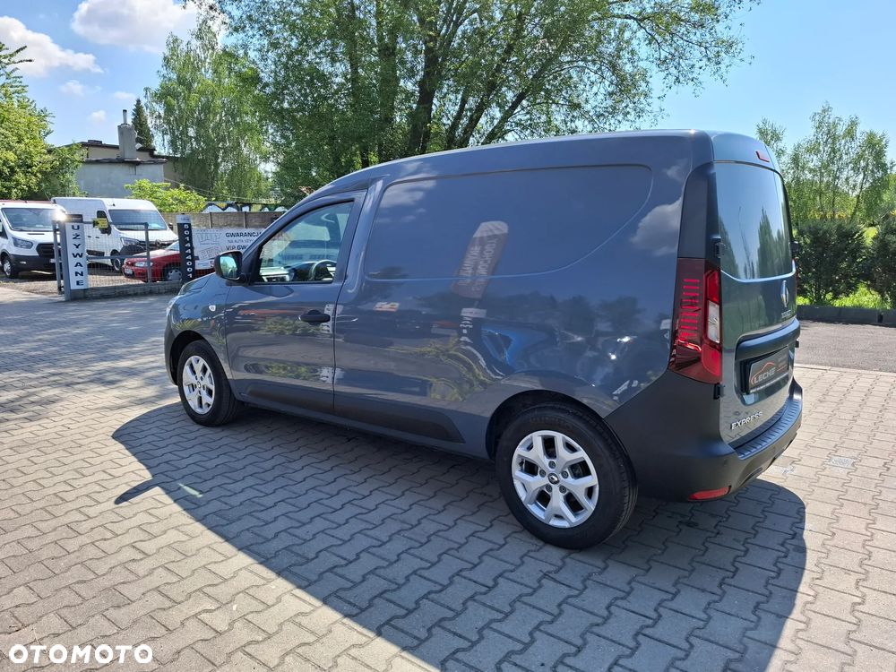 Renault Express - 21