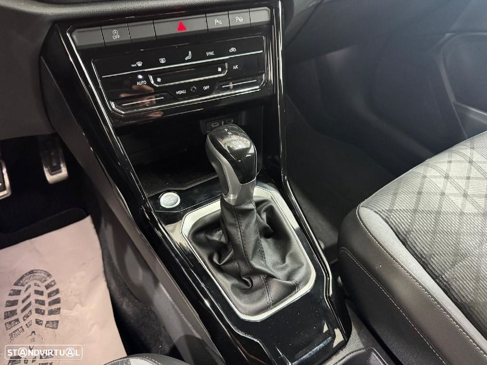 VW T-Roc 2.0 TDI R-Line DSG - 31
