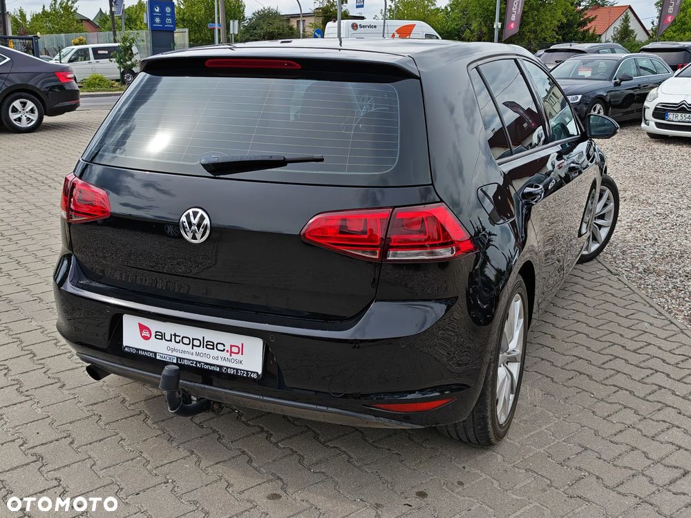 Volkswagen Golf 1.2 TSI BMT Comfortline - 9