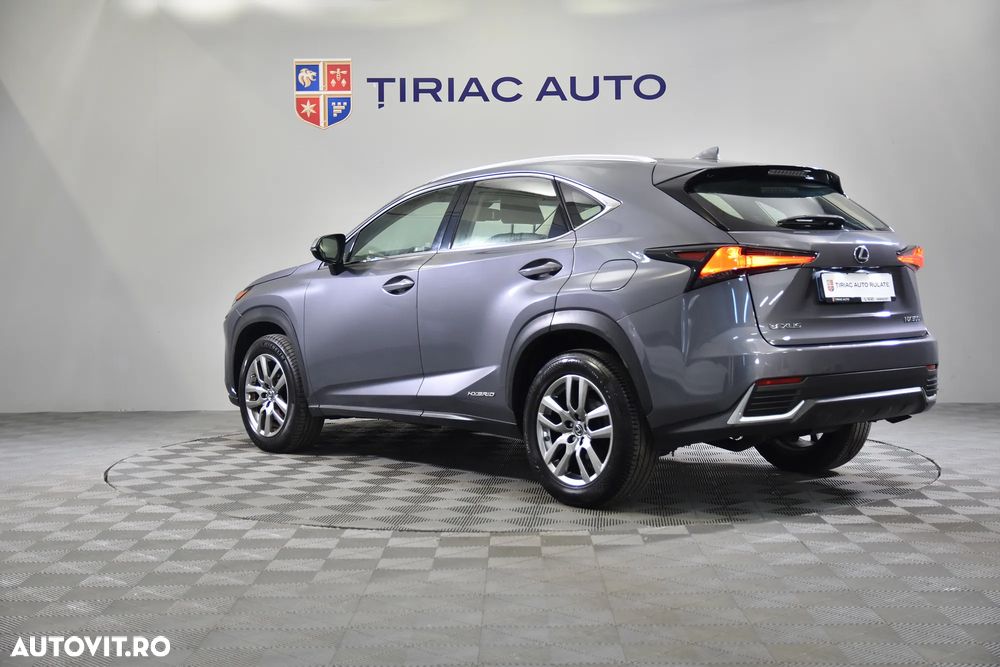 Lexus Seria NX - 3