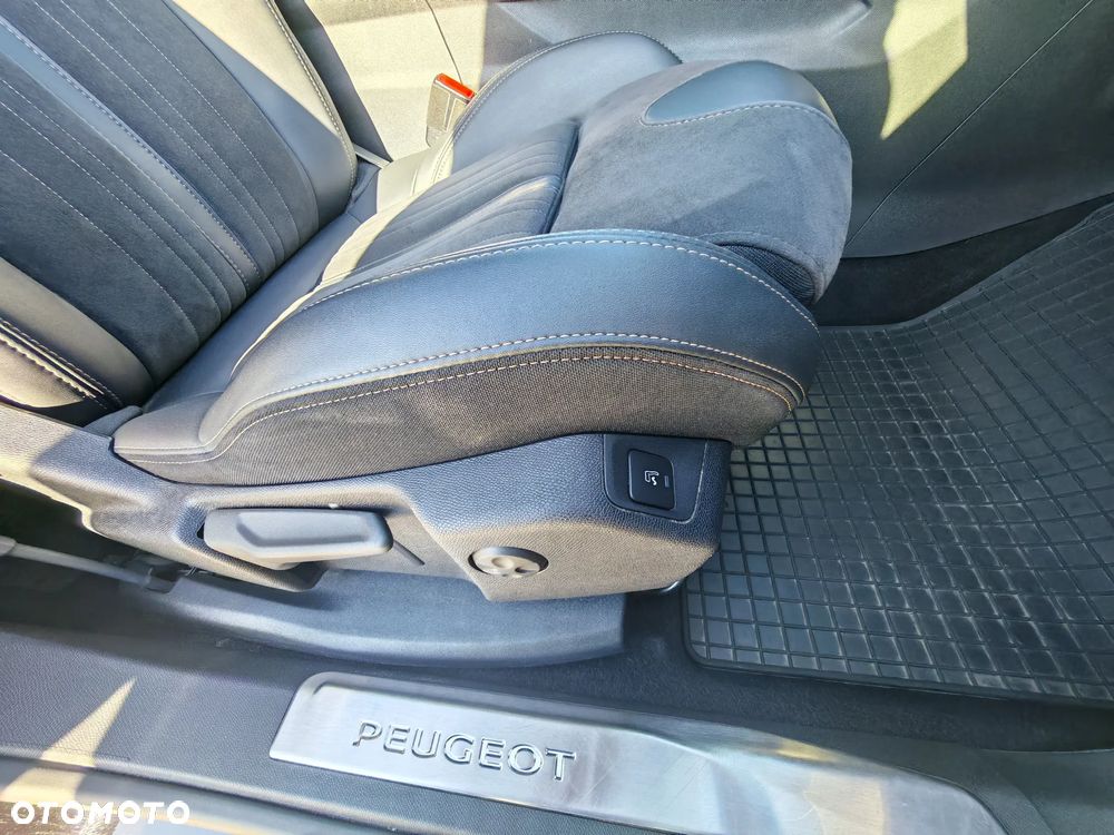Peugeot 5008 2.0 BlueHDi GT Pack S&S EAT8 - 20
