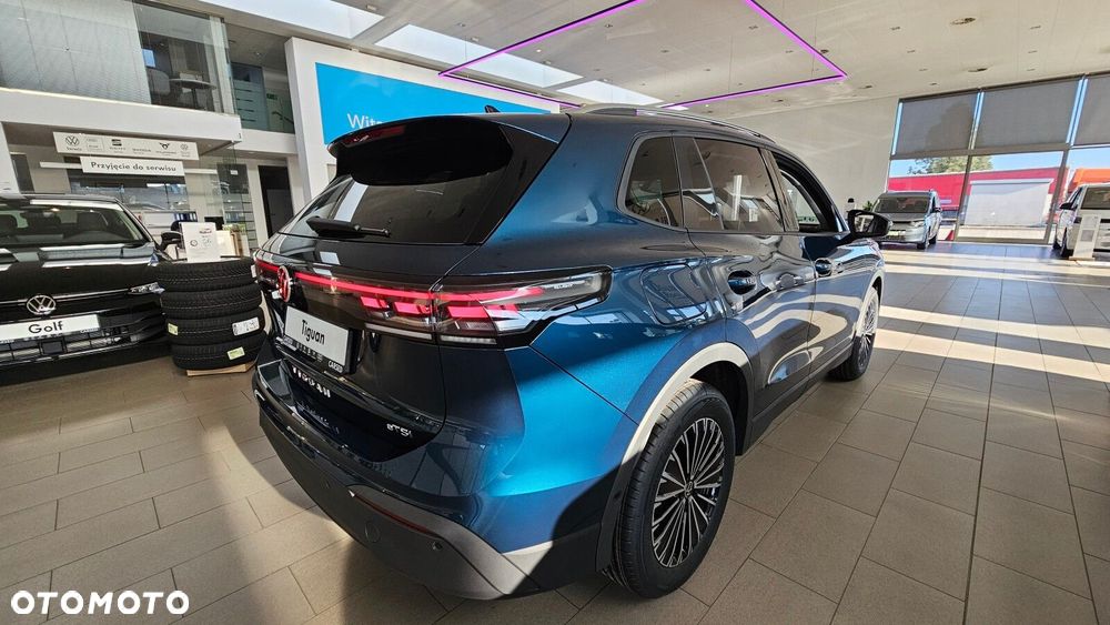 Volkswagen Tiguan - 10