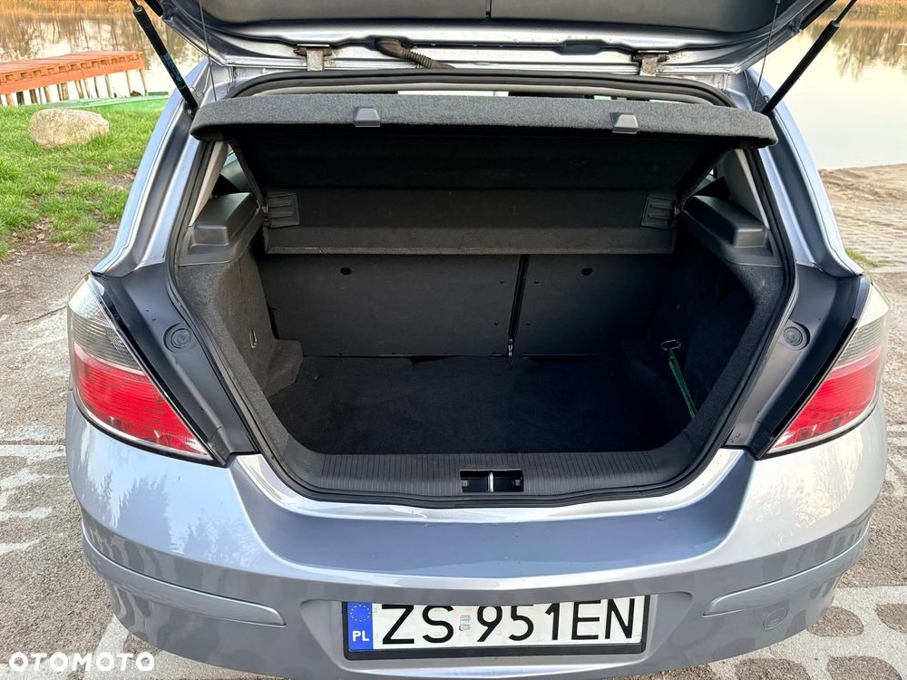 Opel Astra III 1.4 Enjoy - 10