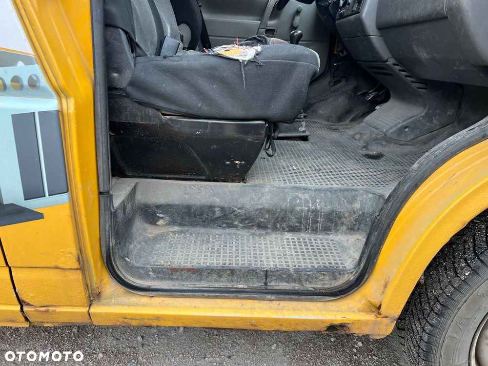 Volkswagen Transporter Standard - 13